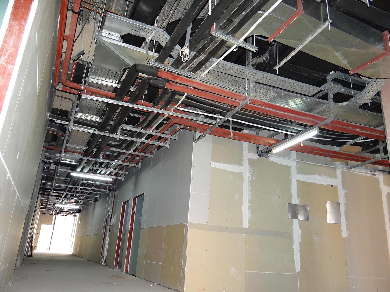 بیمارستان 250 تختخوابی امام حسین (ع)