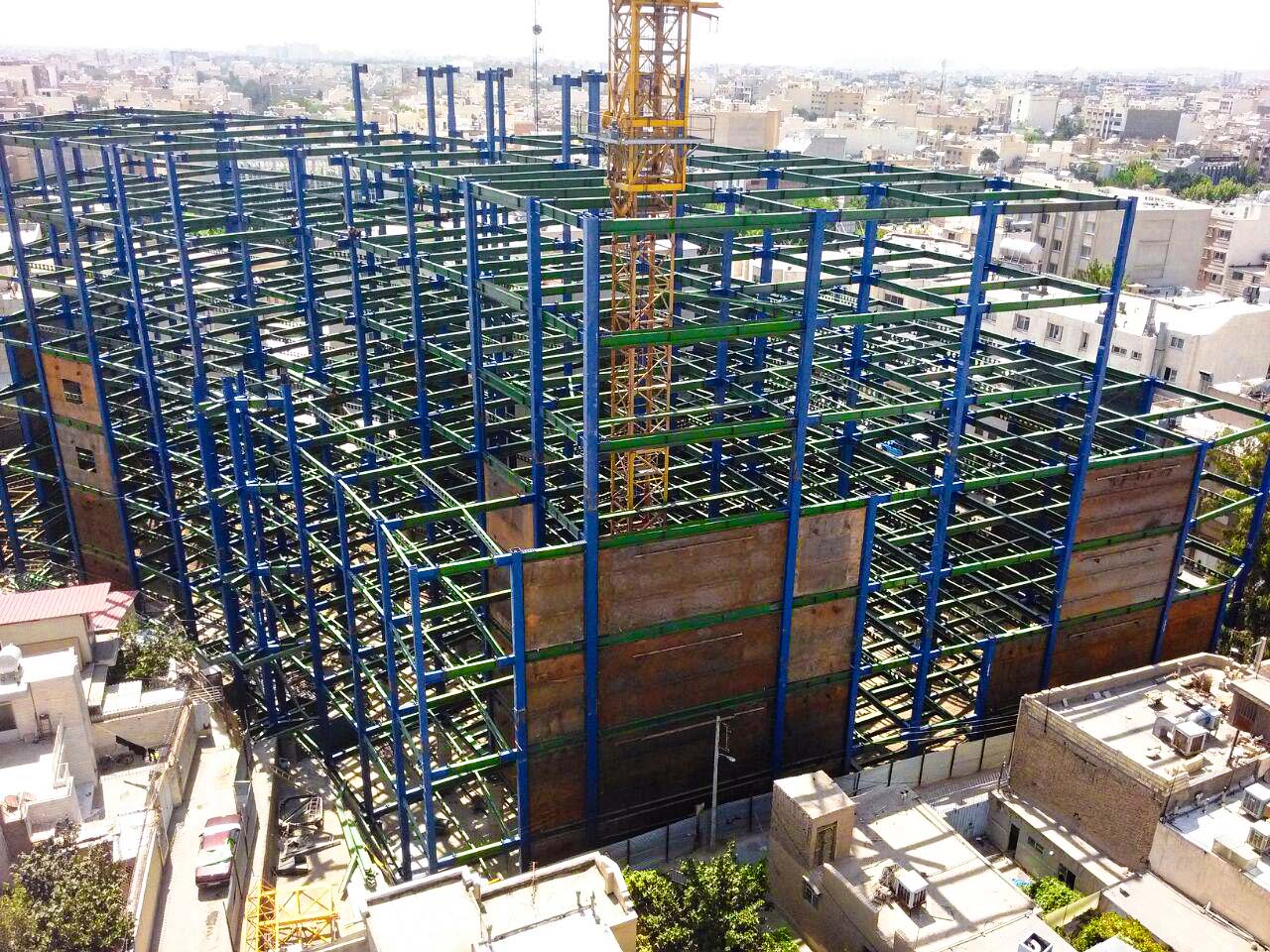 اجرای سازه فلزی پروژه بیمارستان شهید صدوقی